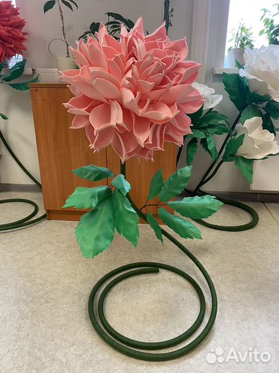 Розы из изолона