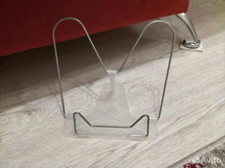 Подставка для книг