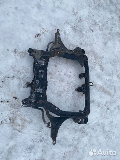 Hyundai elantra hd подрамник