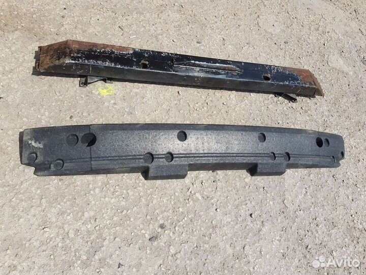 Усилитель заднего бампера Ford focus 1