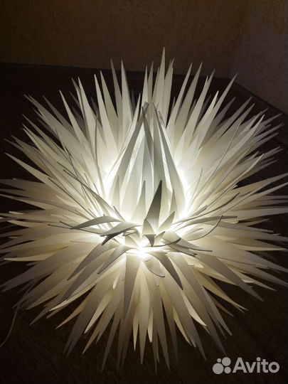 Ростовые цветы. Светильник из изолона