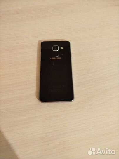 Samsung Galaxy A3 (2017) SM-A320F Single Sim, 2/16 ГБ
