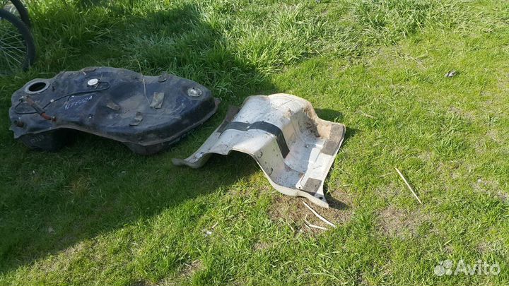 Бензобак altezza mark 2