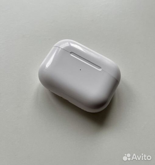 Кейс для AirPods Pro 2-го поколения оригинал