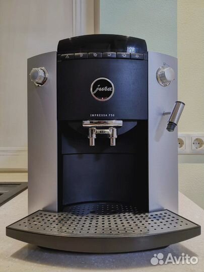 Швейцарская кофемашина Jura Impressa F50