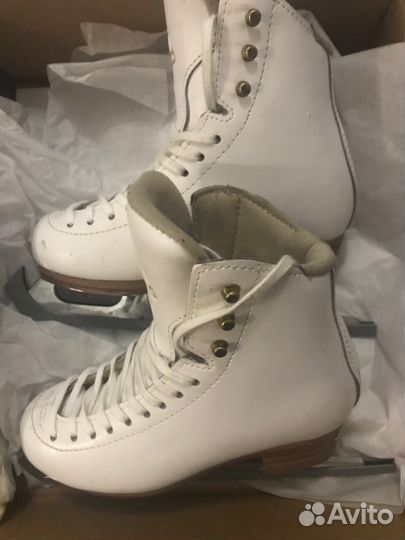 Профессиональные коньки