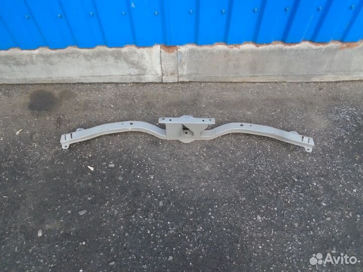 Nissan Nissan 62290-AW70 Усилитель бампера верхний