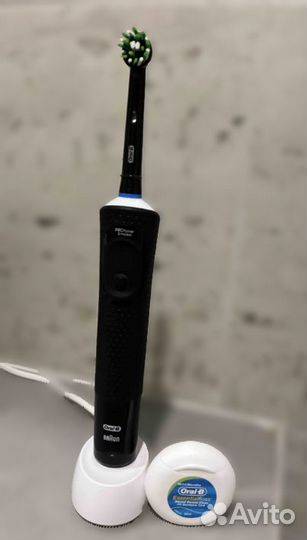 Электрическая зубная щётка Oral-B Vitality Pro