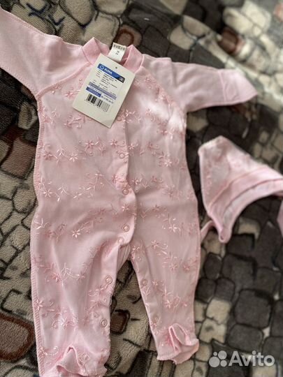 Комплект на выписку для девочки