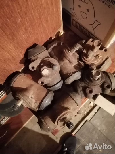 Тормозной цилиндр газ 53