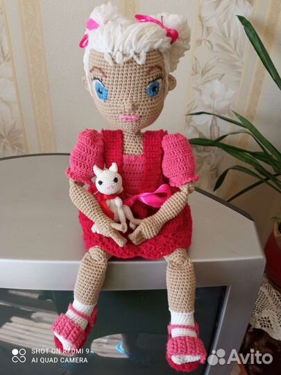 Кукла вязаная