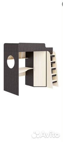 Детский уголок с кроватью и столом