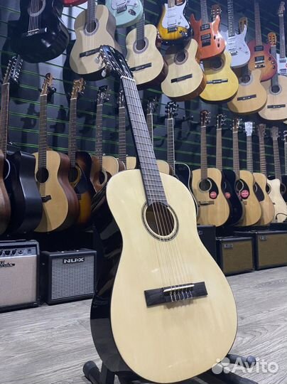 Классическая гитара 3/4 в музыкальную школу новая