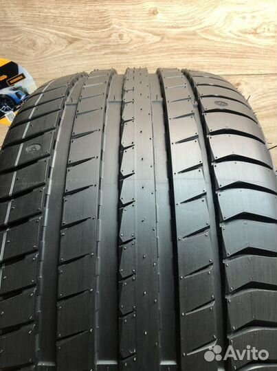 Triangle EffeXSport TH202 245/35 R19 и 275/30 R19 96Y