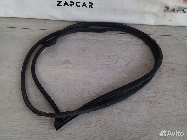 Toyota Land cruiser 200 уплотнитель двери