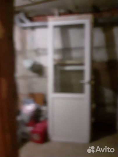 Двери пластиковые бу