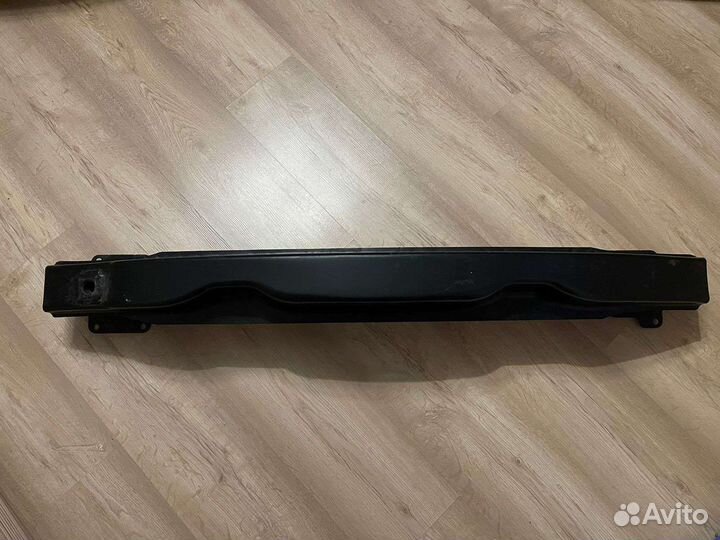 Усилитель заднего бампера Фольксваген Тигуан