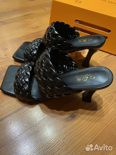 Туфли женские 39 размер