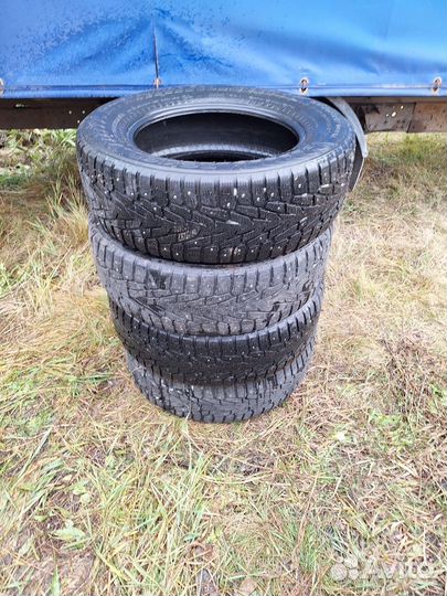 Nokian Tyres Hakkapeliitta 9 235/65 R17 108T