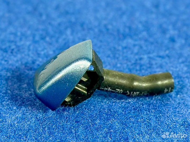 Форсунка стеклоомывателя левая Volvo V40 2015