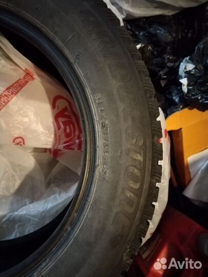 Bridgestone Blizzak Spike-01 185/65 R15