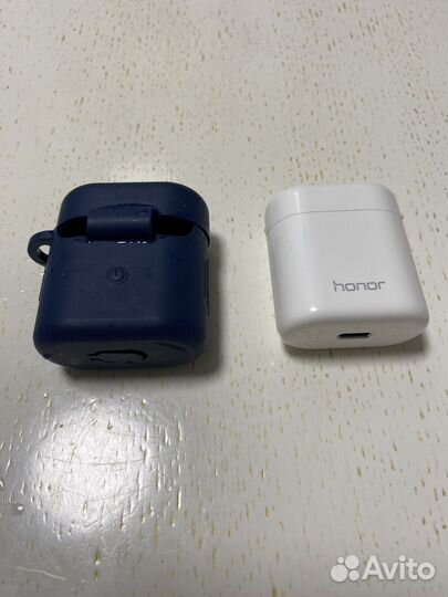 Беспроводные наушники honor правый