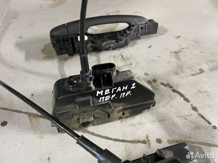 Замок передней двери Renault Megane II (2002–2006)
