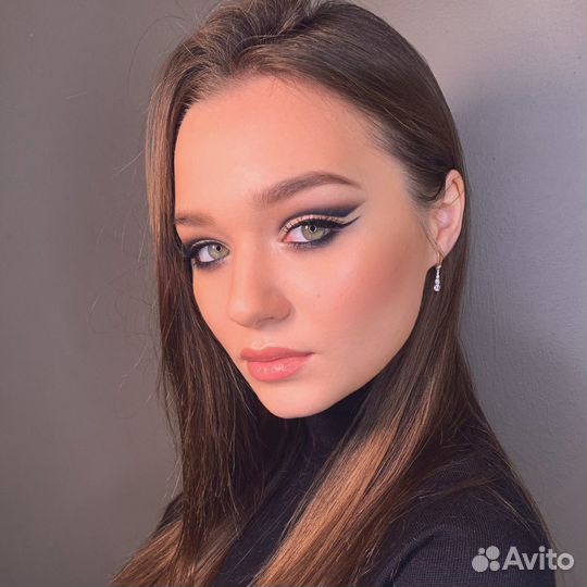 Визажист / стилист по волосам / бровист