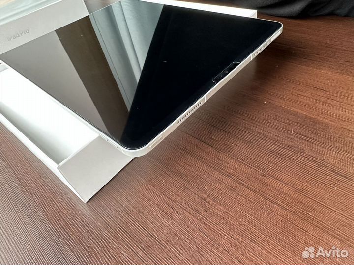 iPad pro 12 9 m1. 2021. 2 Tb. LTE. Гарантия