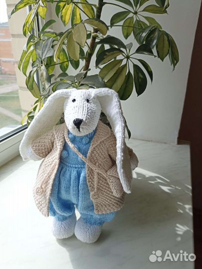 Мягкая игрушка заяц