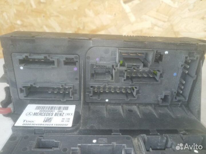 Блок предохранителей Mercedes E-Class W211 2002