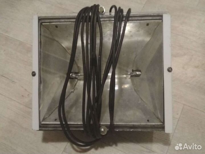 Прожектор 220в