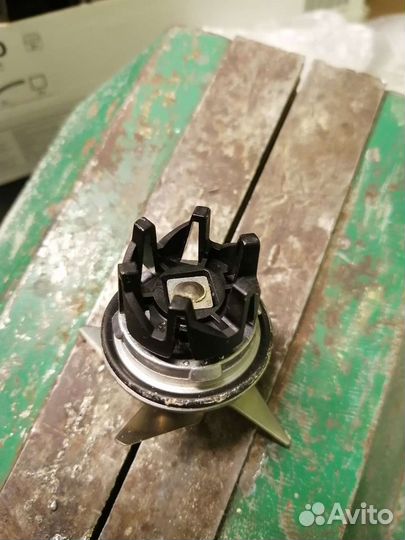 Кухонный комбайн Philips Essence