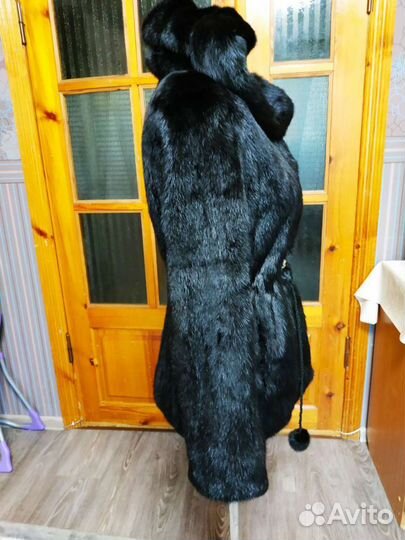 1Шуба норковая с капюшоном 42 44