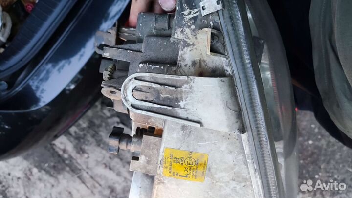 Фара на газ 31105 волга