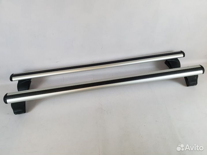 Багажник на Лада Веста св поперечины на рейлинги