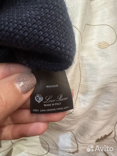 Джемперы шерстяной на мальчика 104