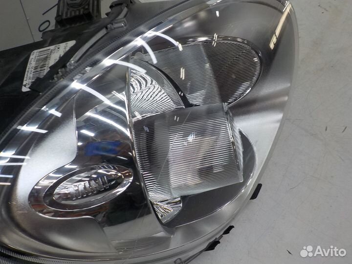 Б/У Б/У Фара правая Mini Countryman R60 2010-2016