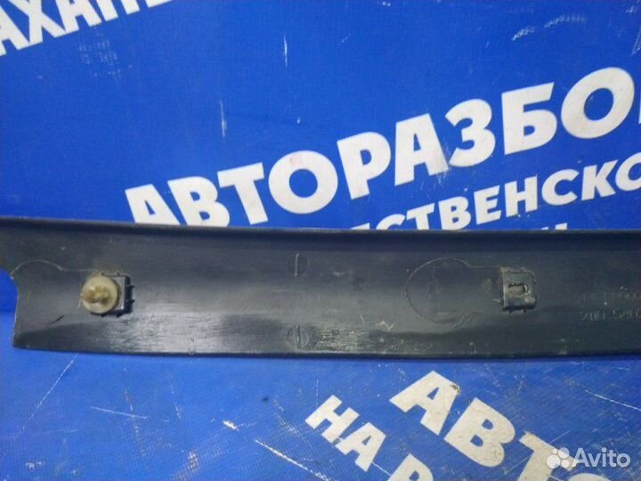 Обшивка стойки лобового стекла Ваз Лада 2110 седан