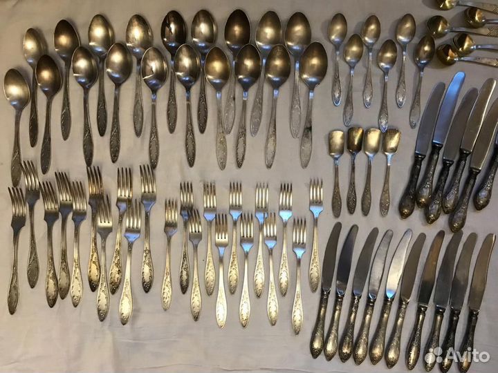 Мельхиоровые ложки вилки ножи
