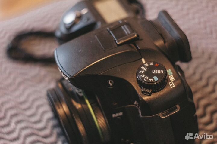 Pentax K10D + SMC Pentax-DA 21 3.2 AL Limited