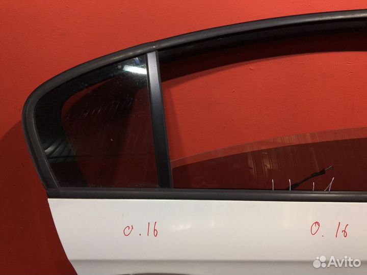 Дверь задняя правая Volkswagen Passat B6 седан