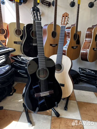 Гитара классическая Yamaha С40