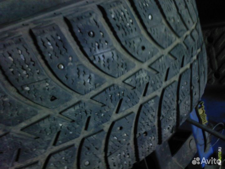 Bridgestone Ice Cruiser 7000 185/70 R14