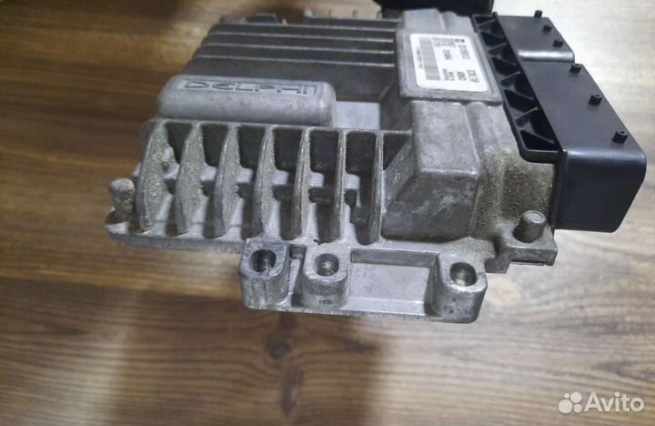 Блок управления двигателем Антара 25189813