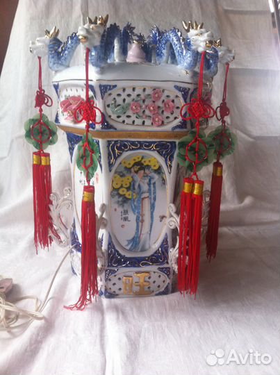 Китайский фарфоровый фонарь. Светильник