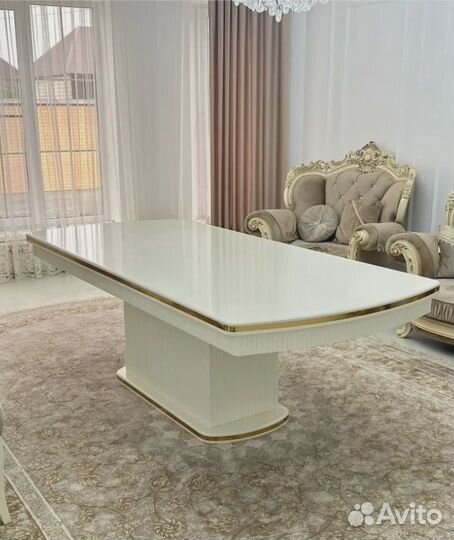 Стол для кухни со стульями