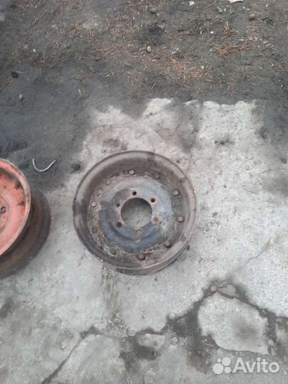 Диски на тракторную телегу