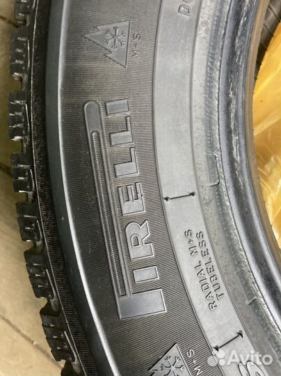 Pirelli Winter Carving Edge 235/65 R17