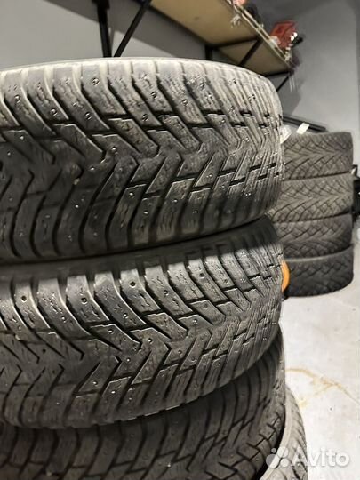 Nokian Tyres Hakkapeliitta 8 265/65 R17